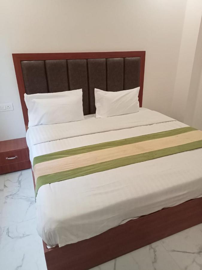 Hotel Kaushik Palace Haridwar Luaran gambar